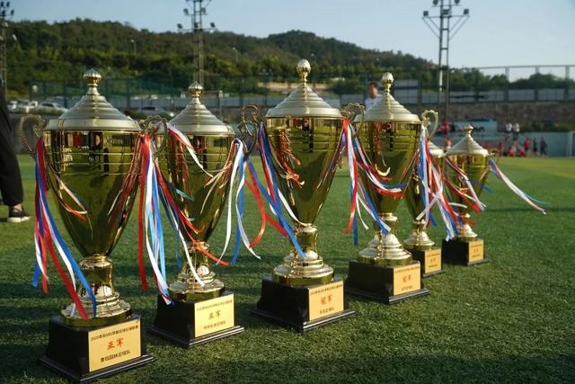 中国选手范俊杰夺得三亚亚沙会首金中国选手范俊杰夺得三亚亚沙会首金